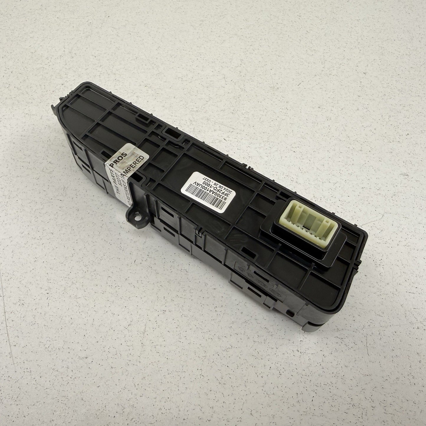 22-26 Hyundai Elantra N Drive Mode Selector Camera Parking Switch Panel OEM