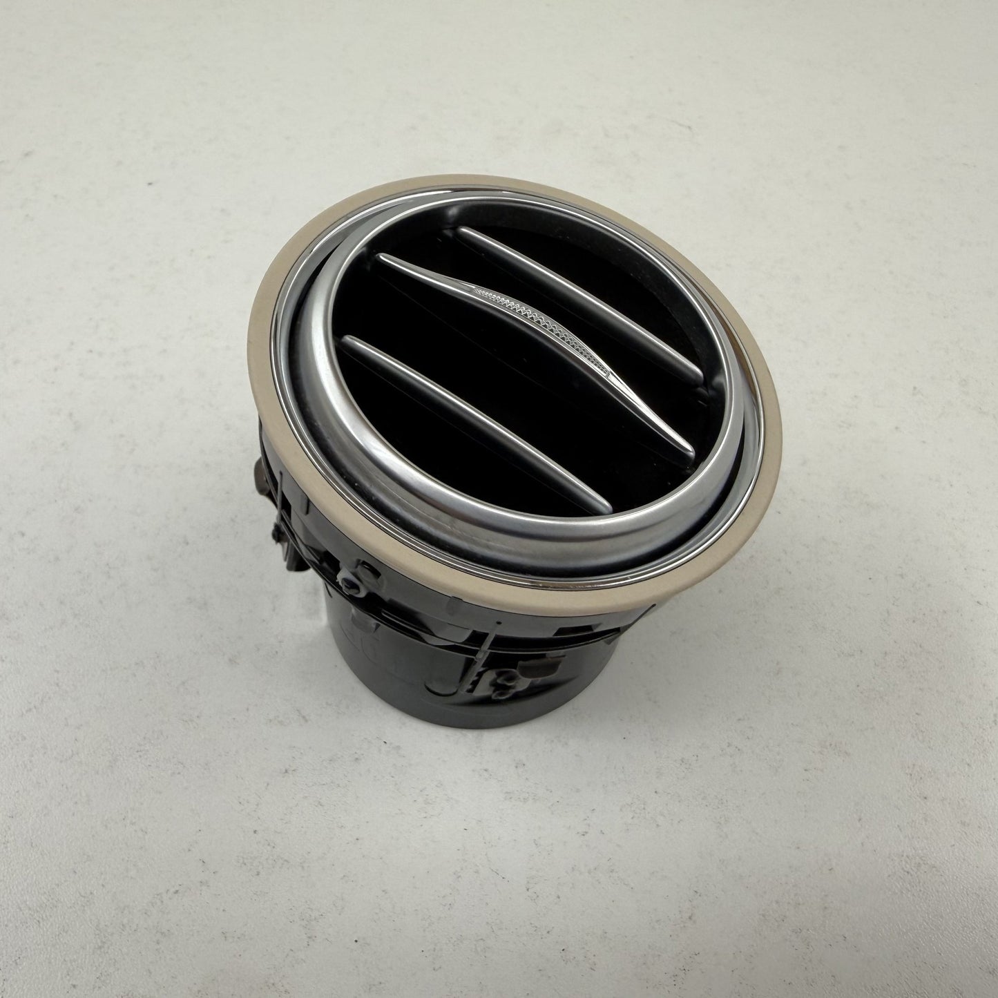 2014-2020 Mercedes-Benz S550 W222 Outer Dashboard AC Air Vent Left Or Right OEM