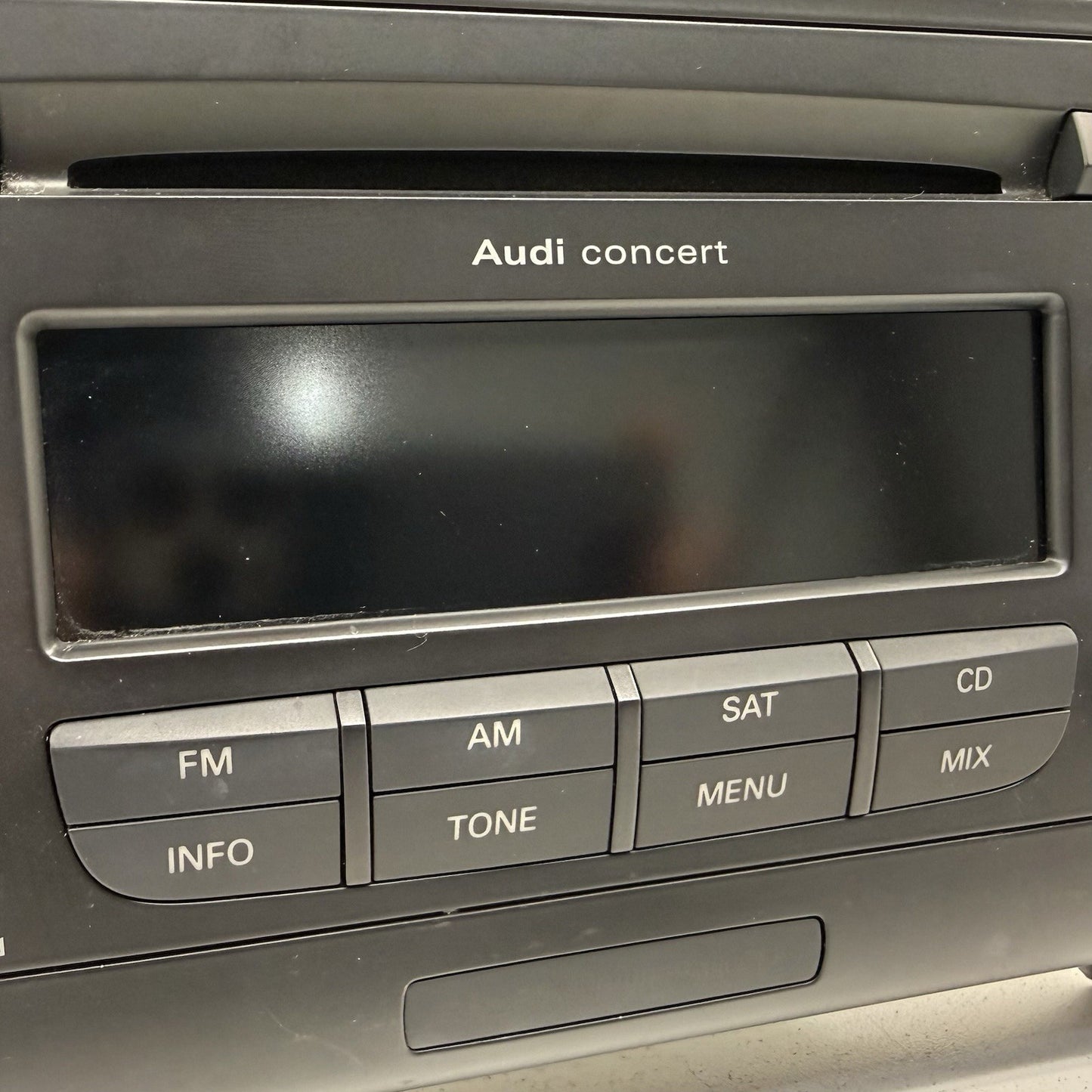 08-10 Audi TT Concert Radio Head Unit CD Player Receiver 8J0035186P OEM