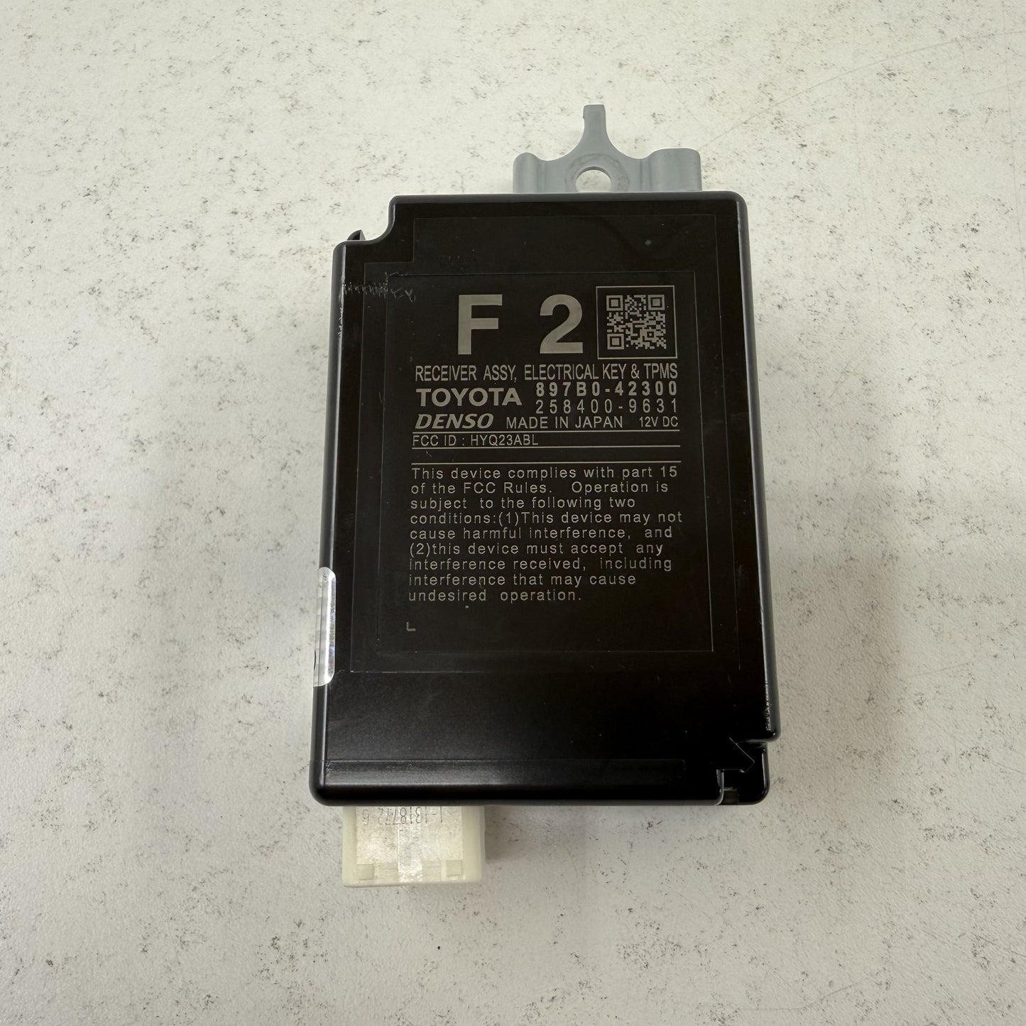 2022-2025 Toyota RAV4 Keyless Entry TPMS Control Module 897B0-42300 OEM