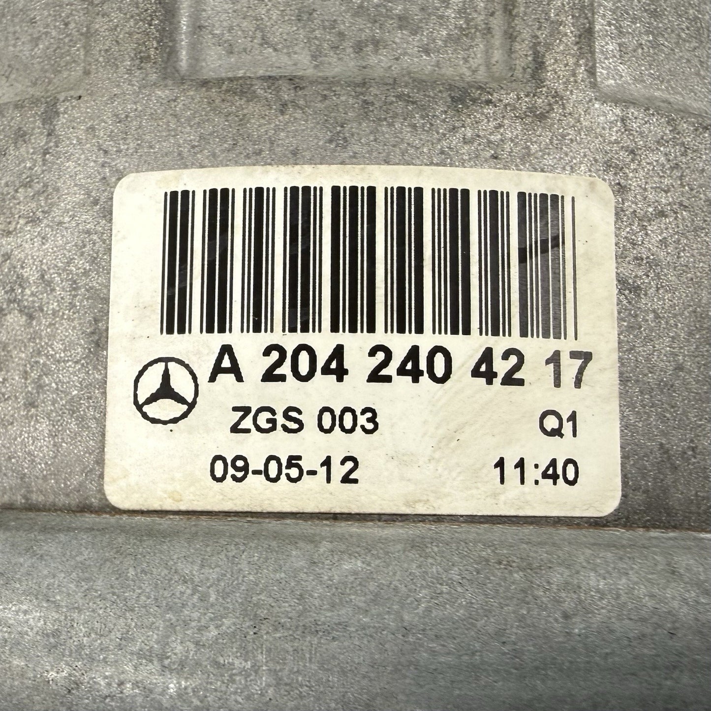 12-14 Mercedes W204 C250 1.8L Motor Engine Mount Pair 2042404217 OEM