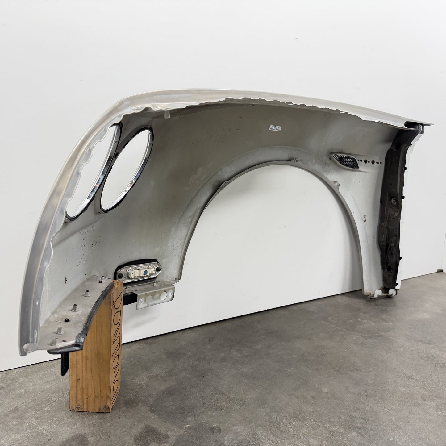2014-2018 Bentley Flying Spur Passenger Right Front Fender Panel Silver OEM