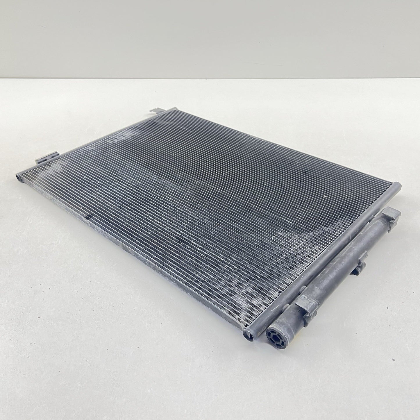 14-23 MASERATI GHIBLI QUATTROPORTE AC A/C CONDENSER 16474837 OEM