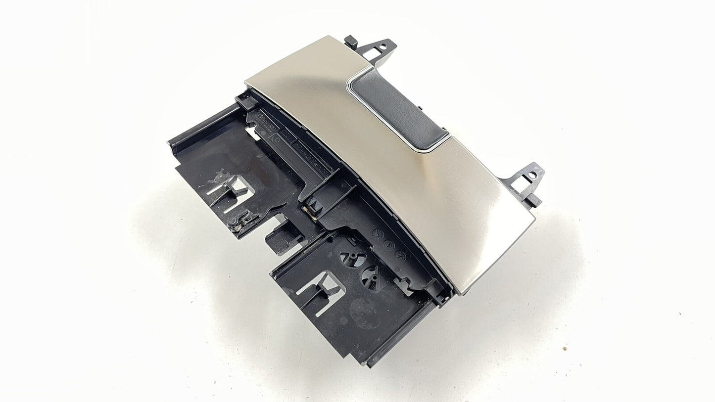 10-13 MERCEDES W212 E CLASS FRONT CENTER ASHTRAY ASH TRAY TRIM 2126805450 OEM
