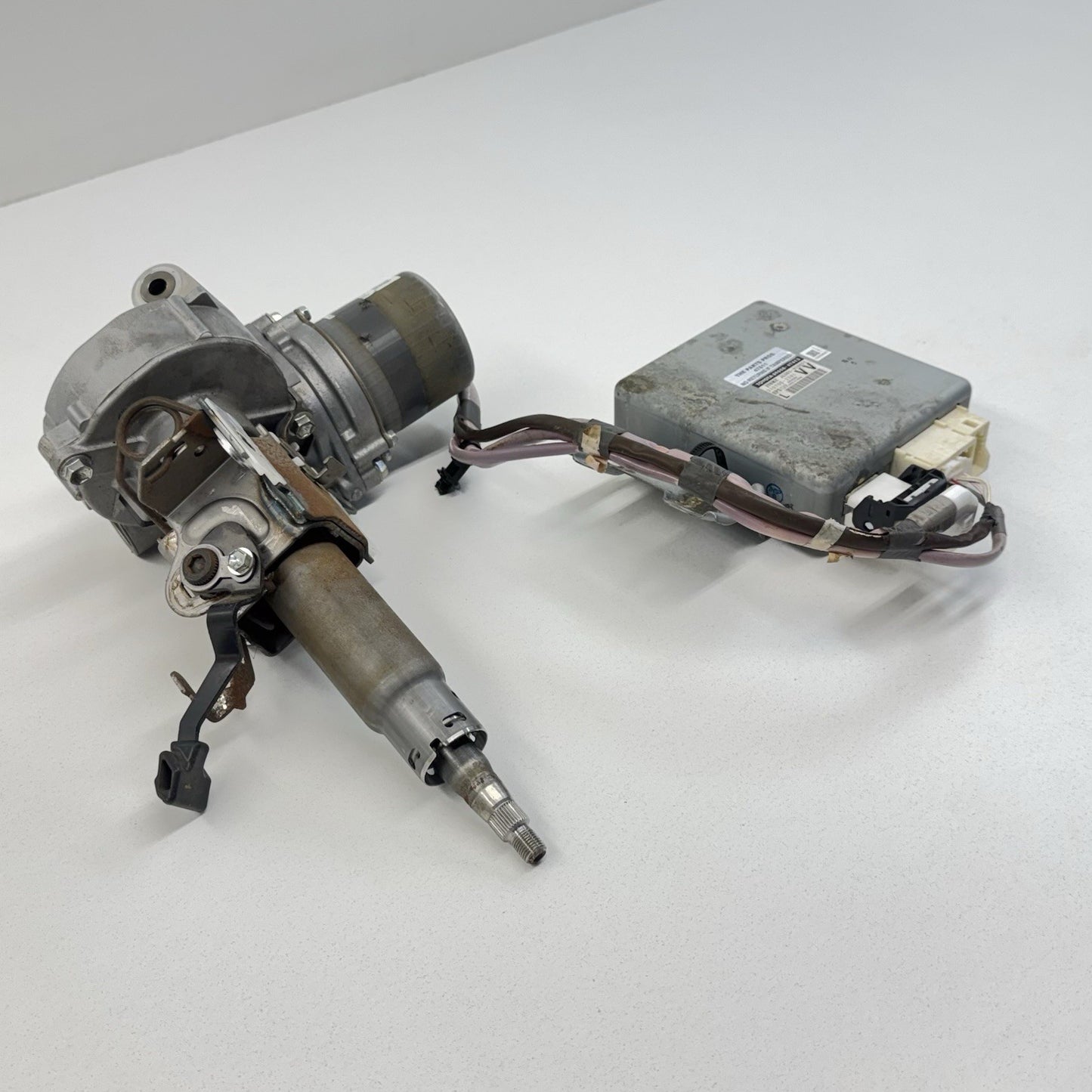 16-17 Toyota Prius V Power Steering Column Assembly W/ Power Steering Module OEM