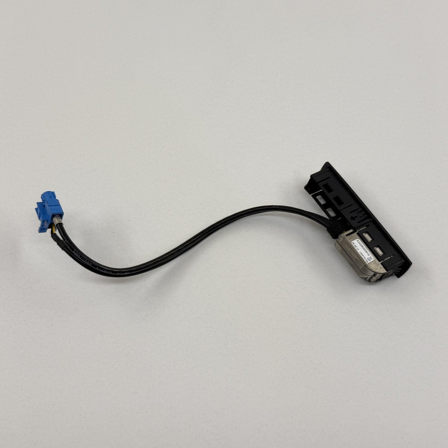 2014-2017 Mercedes-Benz S550 W222 Center Console Socket Dual USB Charge Port OEM