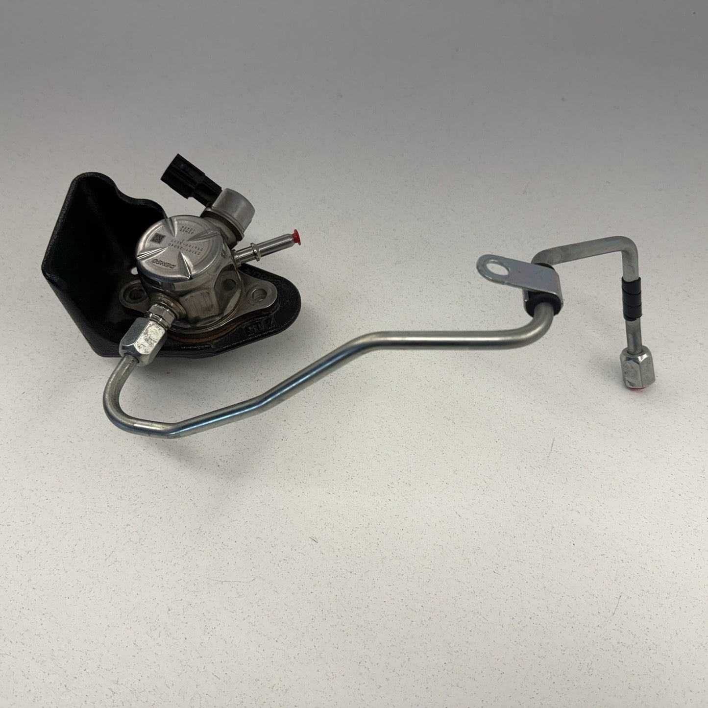 23-25 Toyota Prius Engine High Pressure Fuel Pump HPFP 23101-25040 OEM