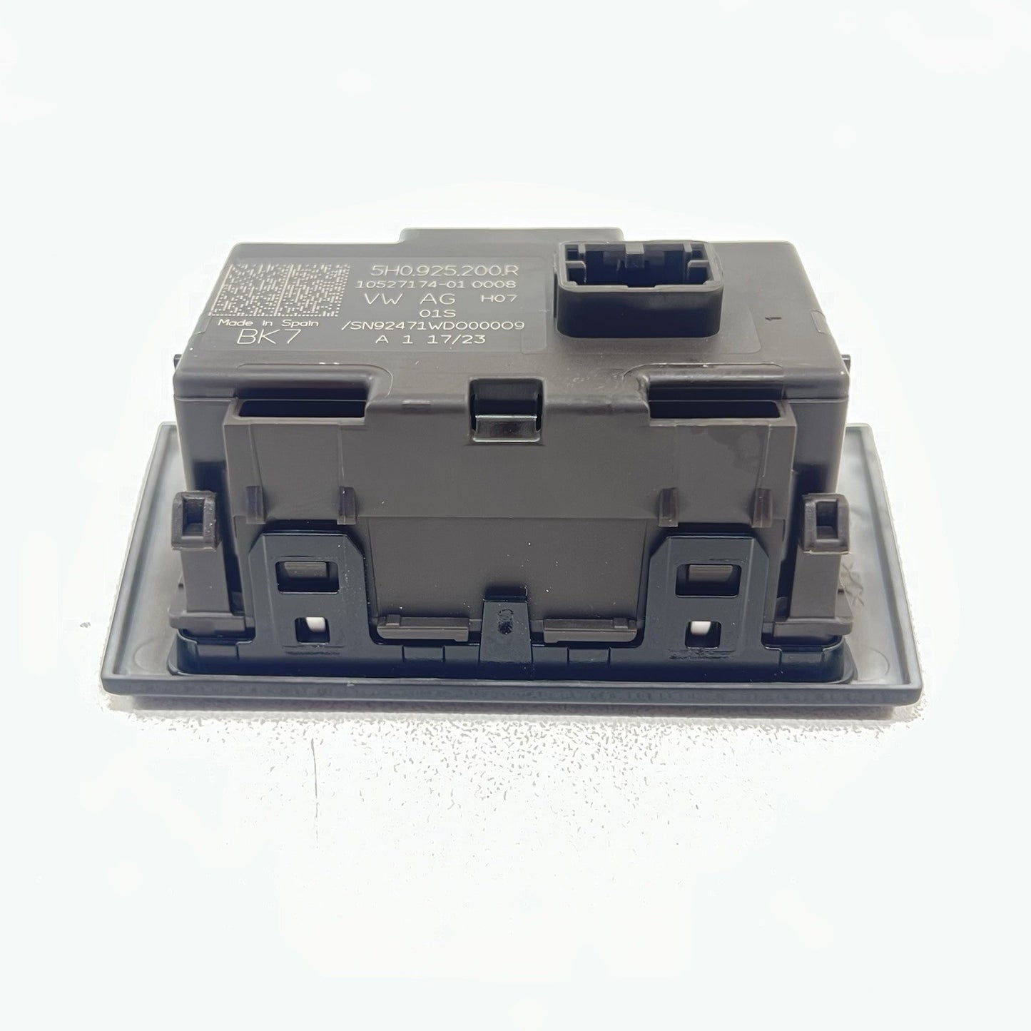 22-25 VOLKSWAGEN GOLF R HAZARD WARNING CONTROL SWITCH BUTTON 5H0-925-200R OEM